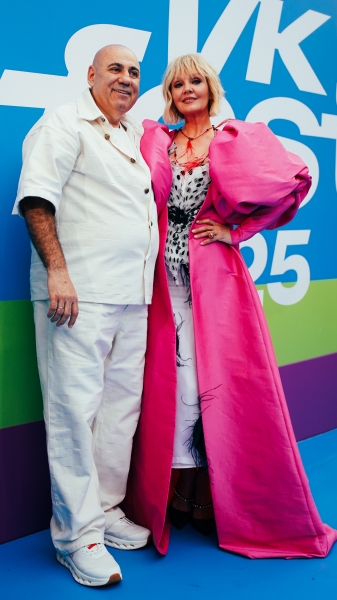 Нокаут иконам запада: звезды на синей дорожке VK Fest 2025