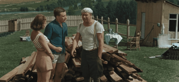 Тест: угадайте летний фильм из СССР по 1 кадру с героями на даче