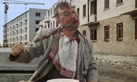 Тест: угадайте советские фильмы по кадру с героем на шашлыках