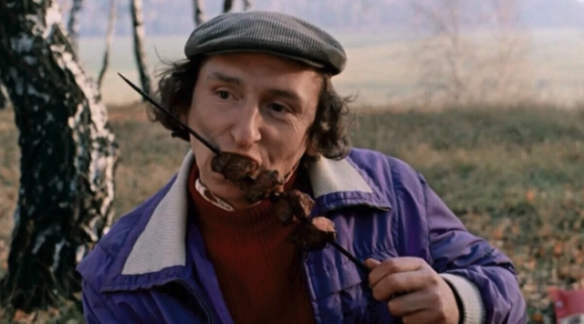 Тест: угадайте советские фильмы по кадру с героем на шашлыках