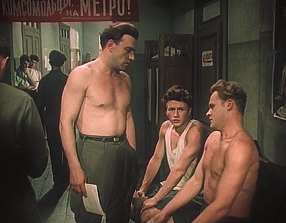 Тест: угадайте знаковые фильмы из СССР по 1 кадру со строителями