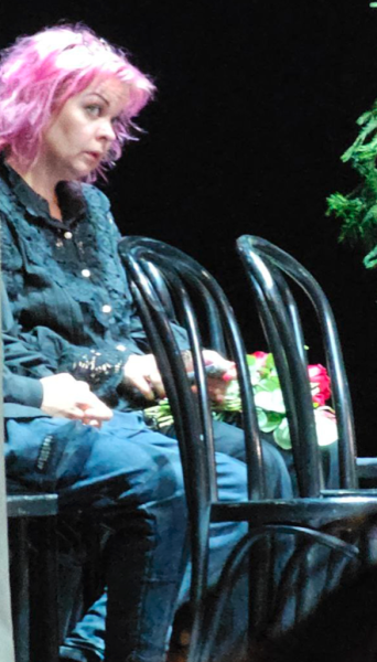 Бывшая молодая жена блеснула у гроба ловеласа Ивана Краско