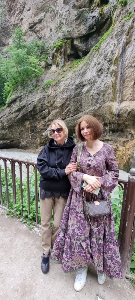 Гибель мужа и роман с известным режиссером: исповедь главной киноцыганки страны Светлана Томы