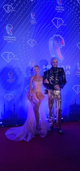 Серьезно больной Киркоров рухнул на сцену прямо во время выступления