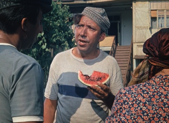 Тест: угадайте советский фильм по кадру с героем в летнем отпуске