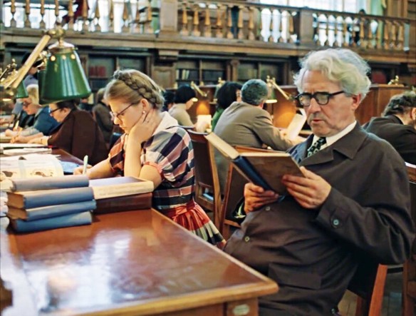 Тест: узнаете ли вы советский фильм по книге в кадре?