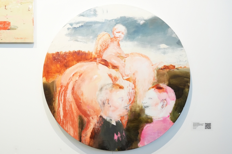 Почем лиса из гвоздей и жена художника? Самые дорогие работы ярмарки Cosmoscow-2025