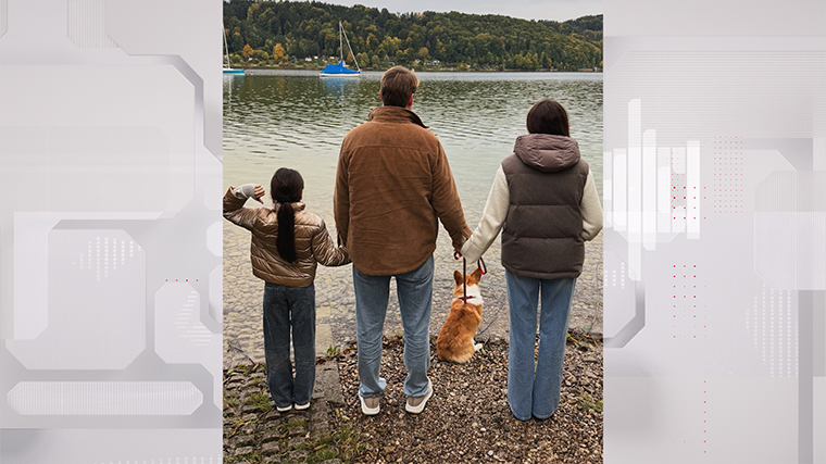 Семья с открытки: Алексей Воробьев показал милое фото с падчерицей и женой